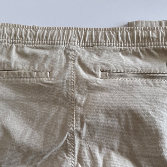 Vuori Women's Ripstop Pant  SZ Large NWOT - Picture 4 of 8